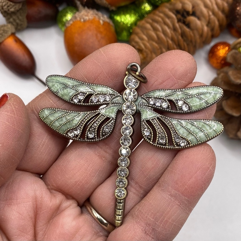 Sparkling Dragonfly Pendant. SEE VIDEO! - Picture 3 of 9